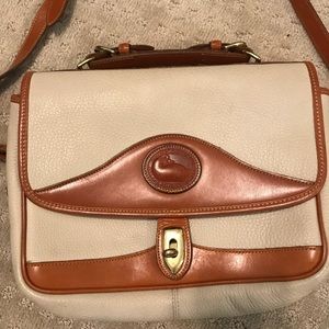 Authentic Dooney and Bourke Hand Bag!!
